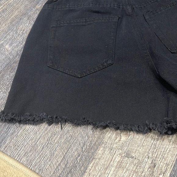 Short for women - Picture 8 of 10